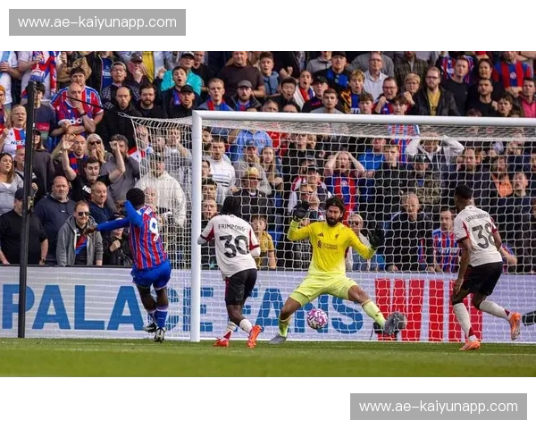 莫利纽克斯的血色浪漫:当狼队遇上利物浦,谁才是英超终极掠食者? 莫利纽克斯的血色浪漫:当狼队遇上利物浦,谁才是英超终极掠食者?